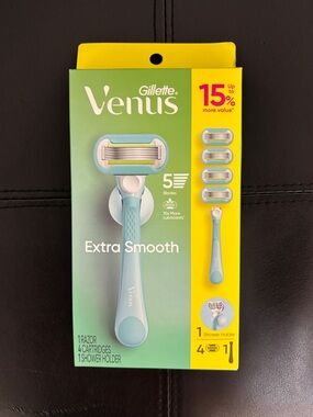 Gillette Venus Extra Smooth Razor Kit - New in Box